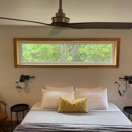 Stone Cove Waterfront Adults Only B&B Tobermory Extérieur photo
